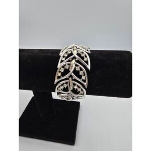 Vintage Silver Tone Fishtail Leaf Design Rhinestone Link Bracelet Fold Over